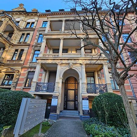 Apartment Wiesbaden Mitte, Zentral Am Park, Congresscenter 5 Min, Bahnhof 10Min المظهر الخارجي الصورة