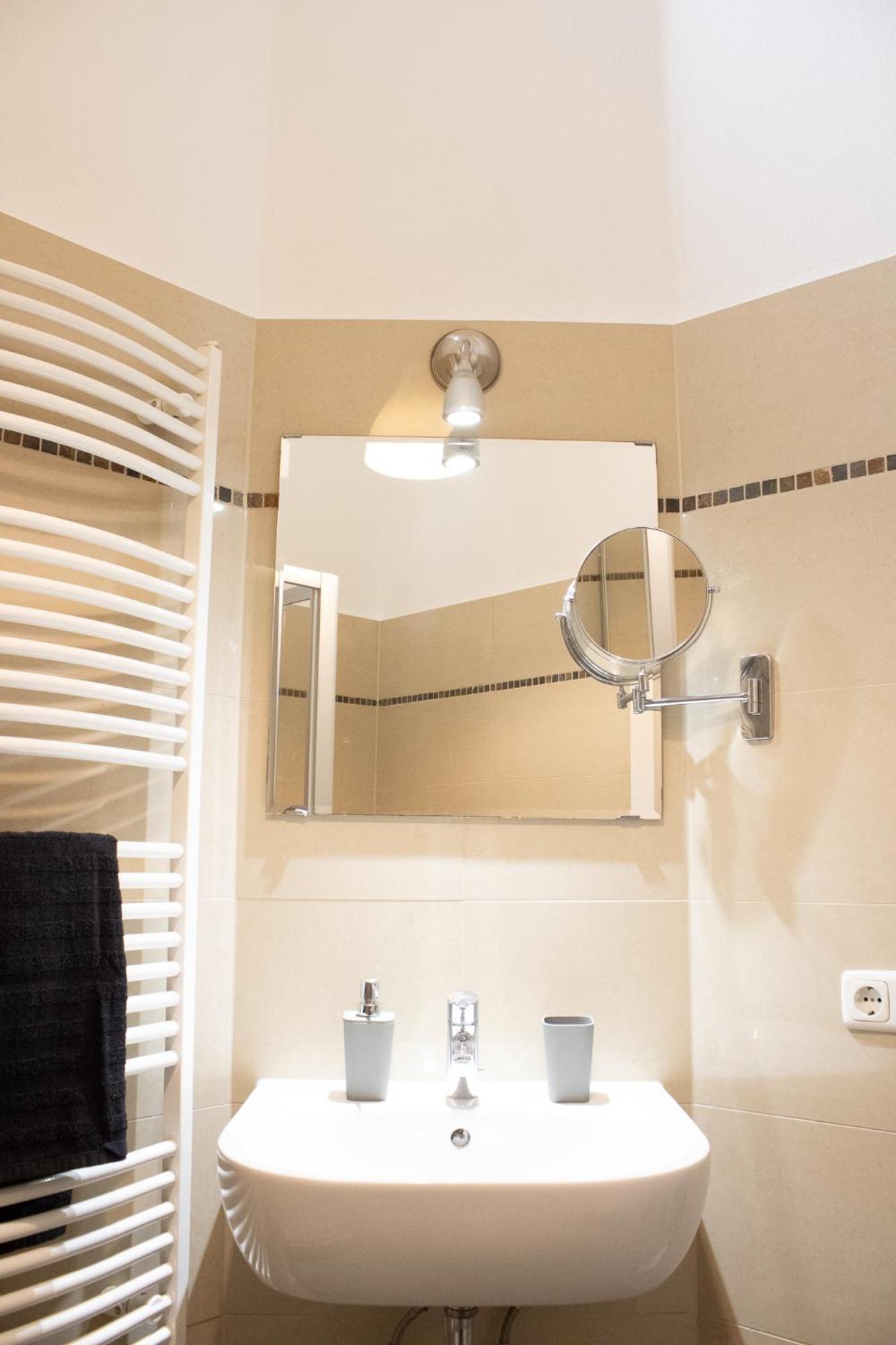 Apartment Wiesbaden Mitte, Zentral Am Park, Congresscenter 5 Min, Bahnhof 10Min المظهر الخارجي الصورة