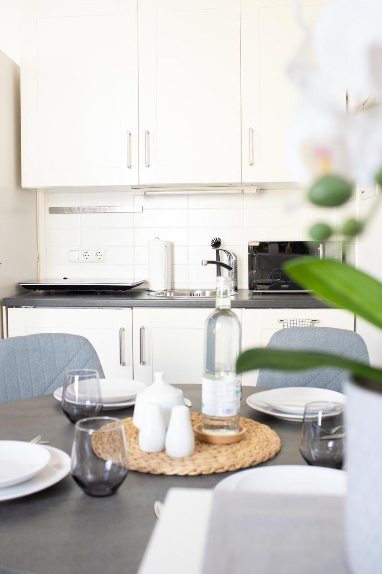 Apartment Wiesbaden Mitte, Zentral Am Park, Congresscenter 5 Min, Bahnhof 10Min المظهر الخارجي الصورة