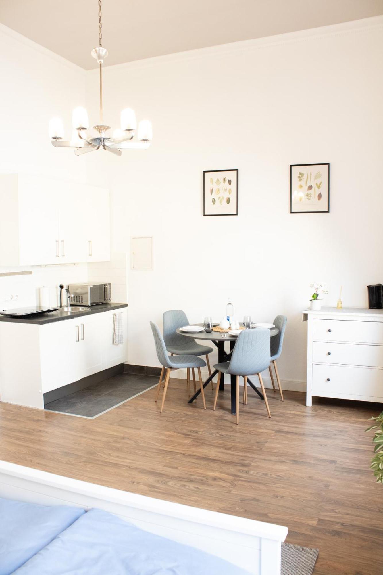 Apartment Wiesbaden Mitte, Zentral Am Park, Congresscenter 5 Min, Bahnhof 10Min المظهر الخارجي الصورة